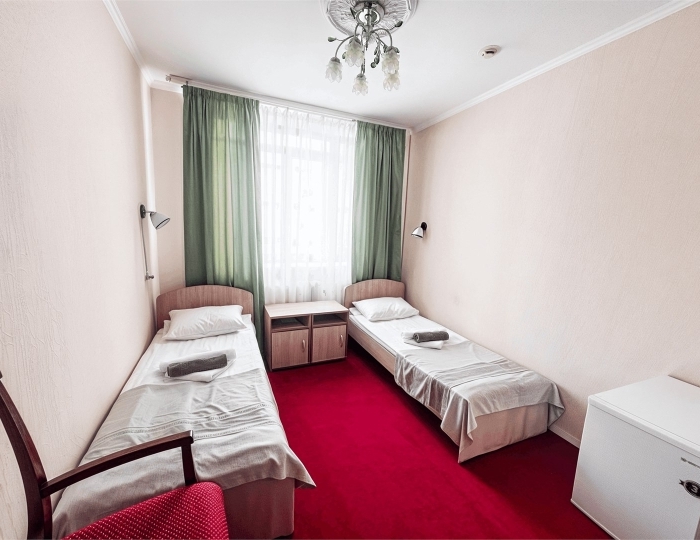 Номер 1 категории двухместный "Твин" Спорткорпус (однокомнатный) - ЛОК «Долина Алтая»