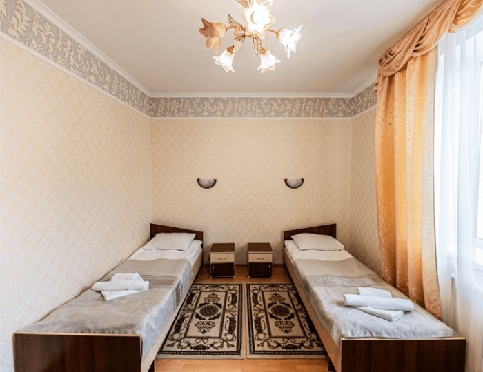 Номер 1 категории двухместный "Твин+" (двухкомнатный) - ЛОК «Долина Алтая»