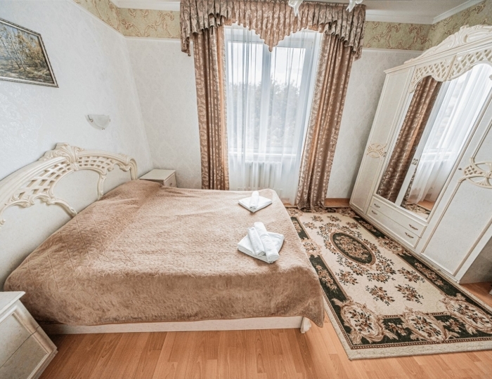 Номер 1 категории двухместный "Дабл+" (двухкомнатный) - ЛОК «Долина Алтая»